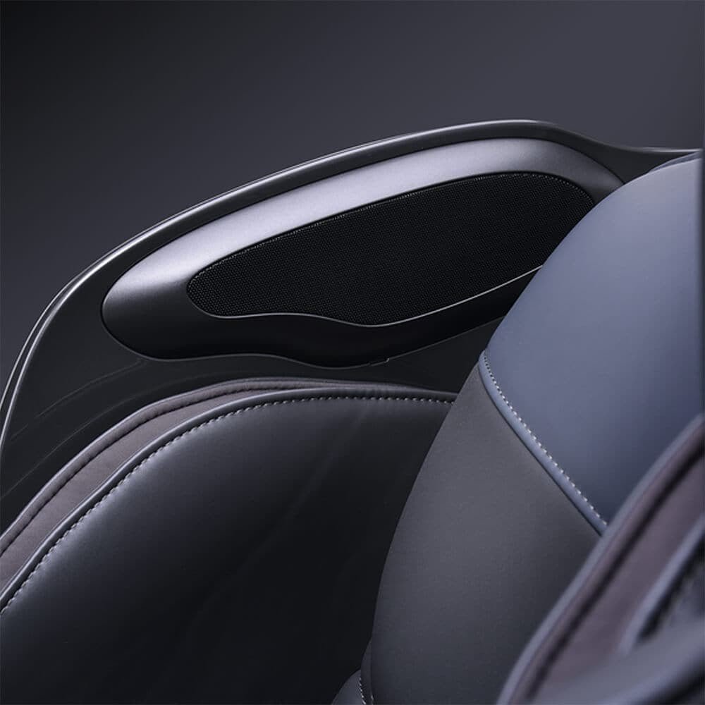 Brookstone-3D L Track Massage Chair With 3D Foot Massage.