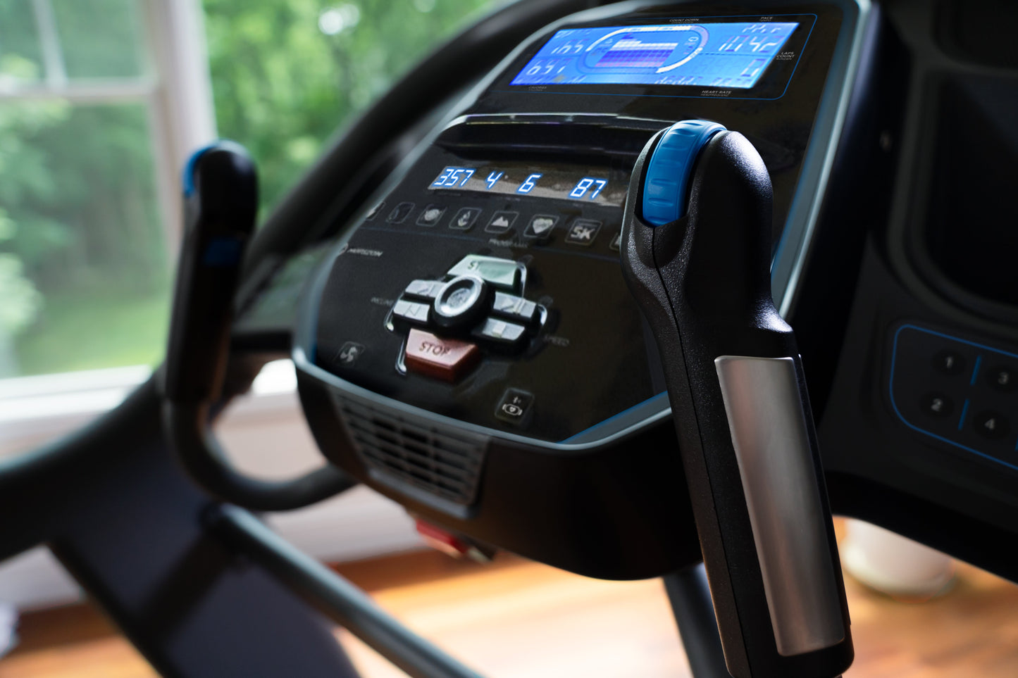 Grade C - Horizon 7.4AT Treadmill