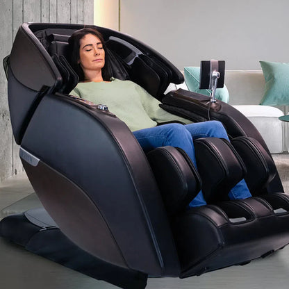 Kyota Nokori Luxury 7D  Dual Action Roller, Hybrid Stretch, Touch Screen, Fully Loaded  Full Body Massage Chair
