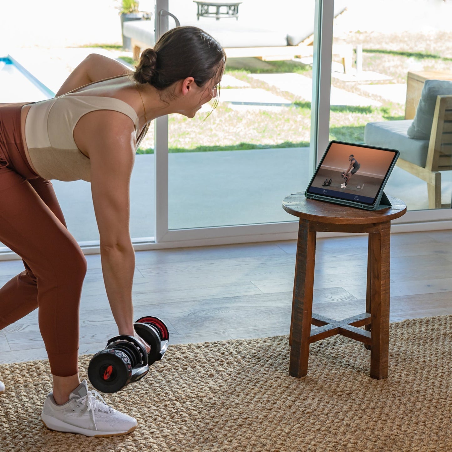 BowFlex 1090i Adjustable Dumbbell Pair with BowFlex Stand