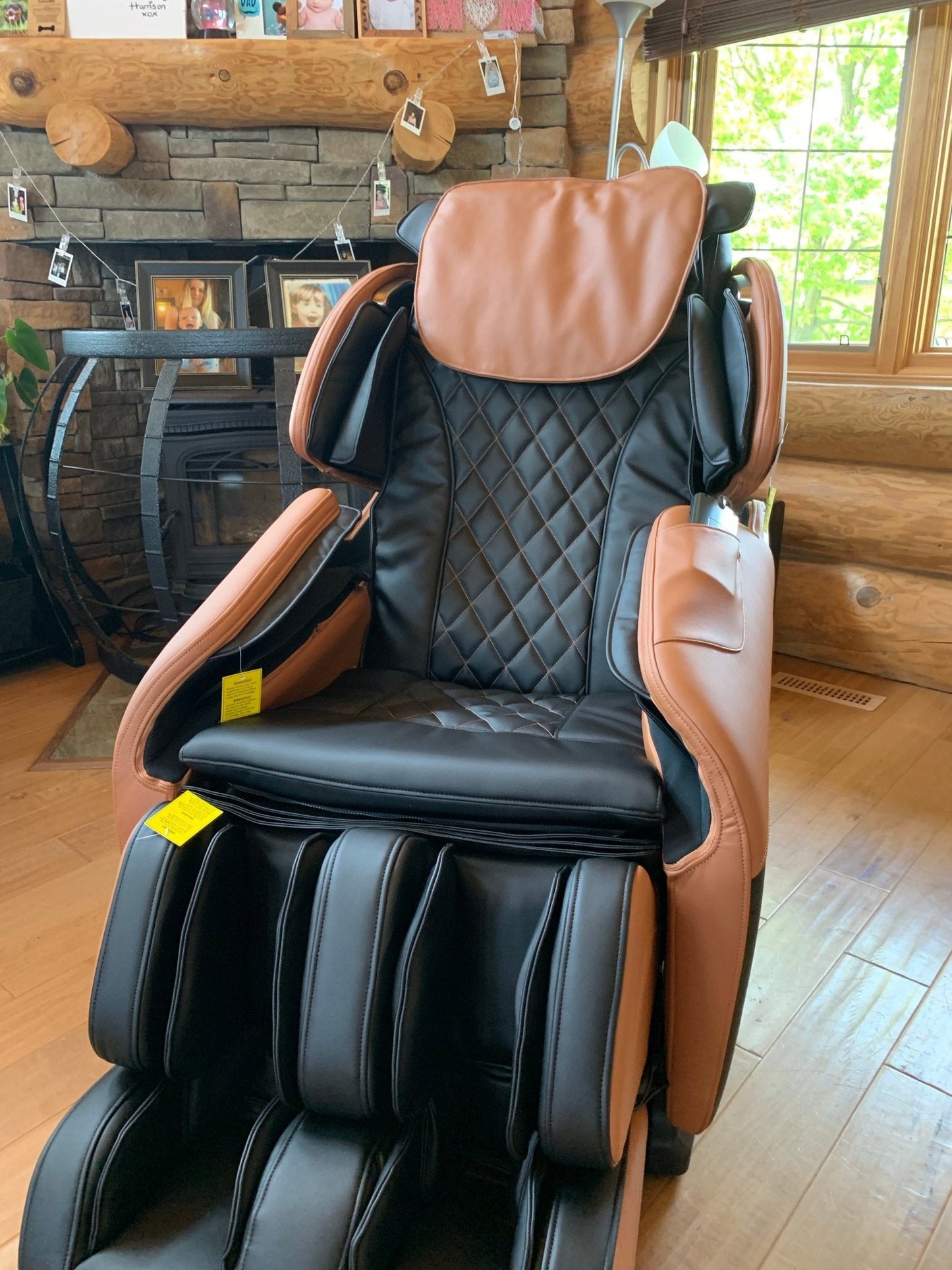 *1 LEFT*-Mega Sale -OBUSFORME 4D SL track Massage Chair 500 series with colour therapy - Limited Stock